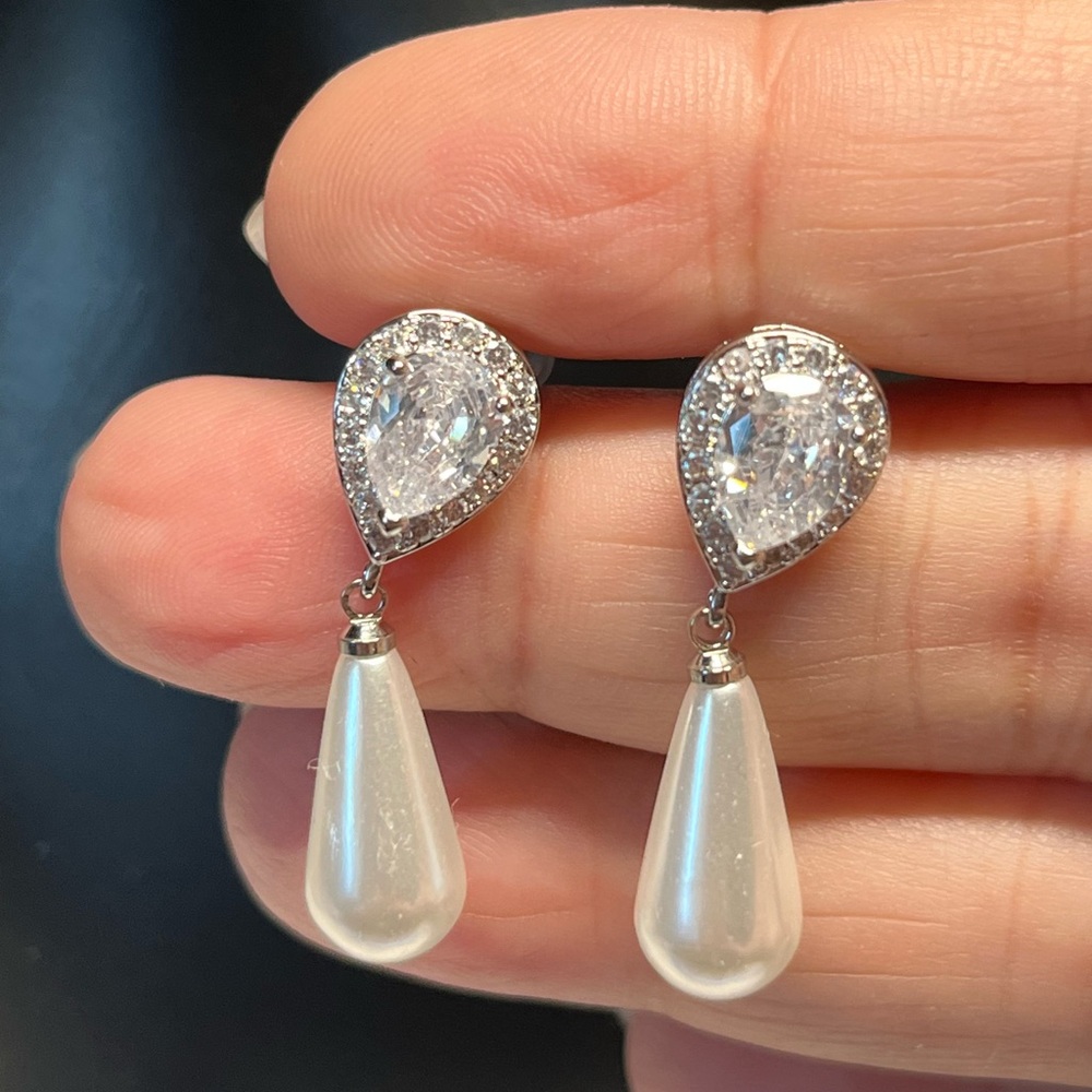 Pretty dangle pearl earrings with RHINESTONE accents-silver stud